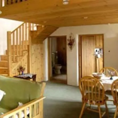Deerpark Apartment *